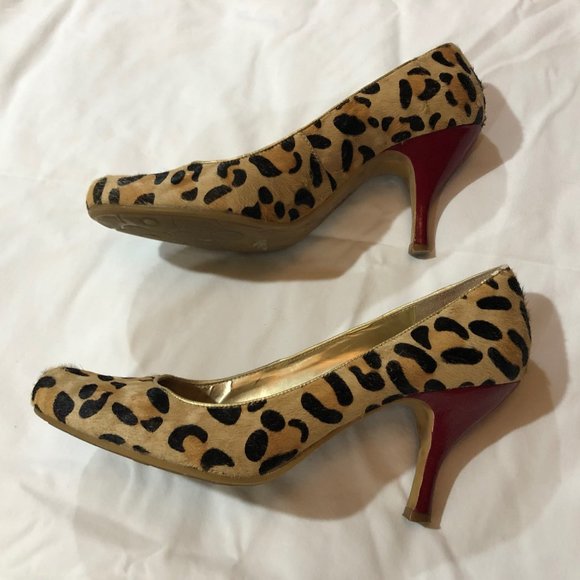 Kenneth Cole Reaction Shoes - Fabulous Cheetah Pumps with Red Heel 3" Sz 8.5